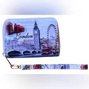 NWT New London England Wallet Wristlet Big Ben Double Decker Bus Telephone Box